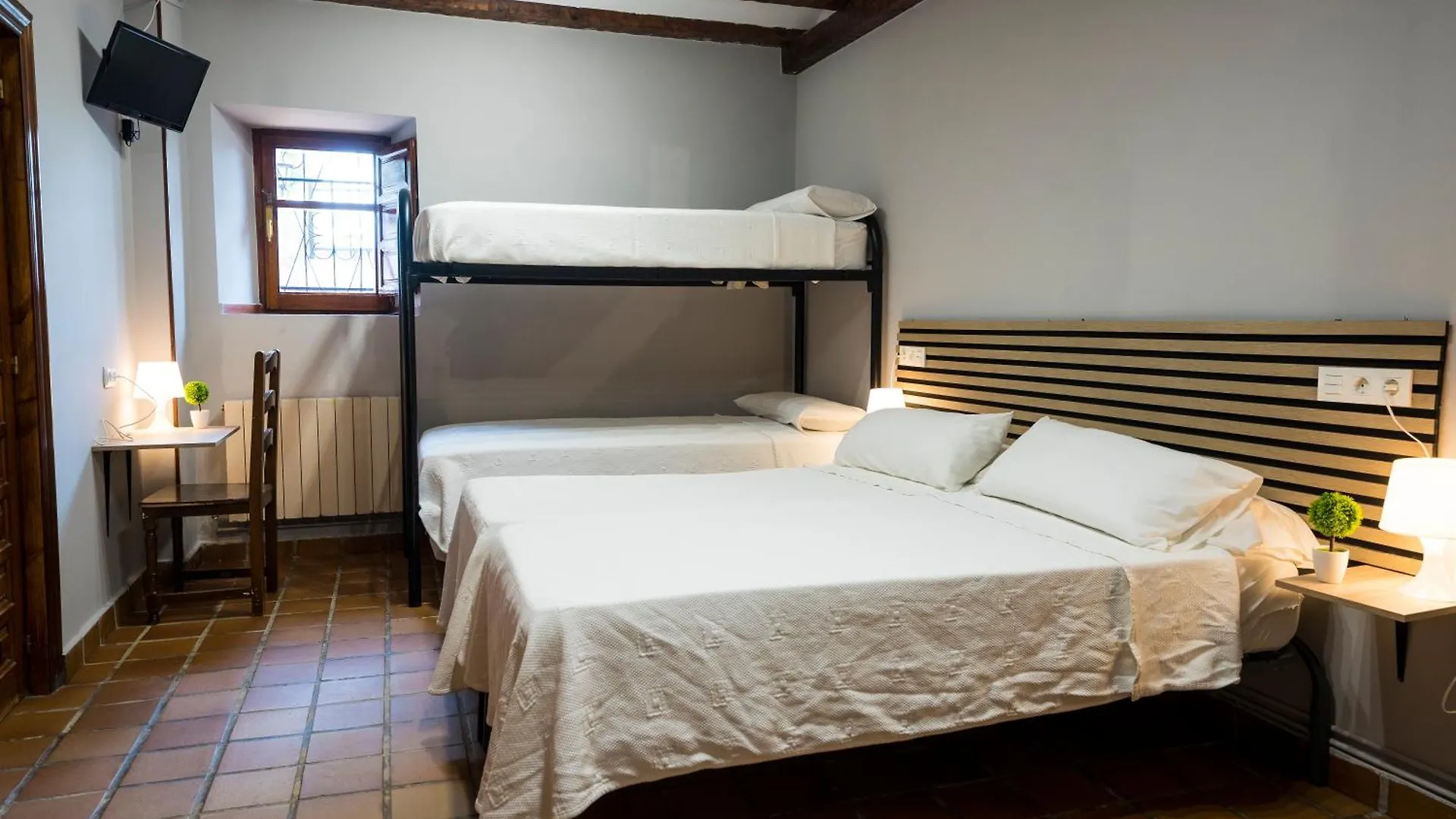 Paratene Ostatu Habitaciones Erandio