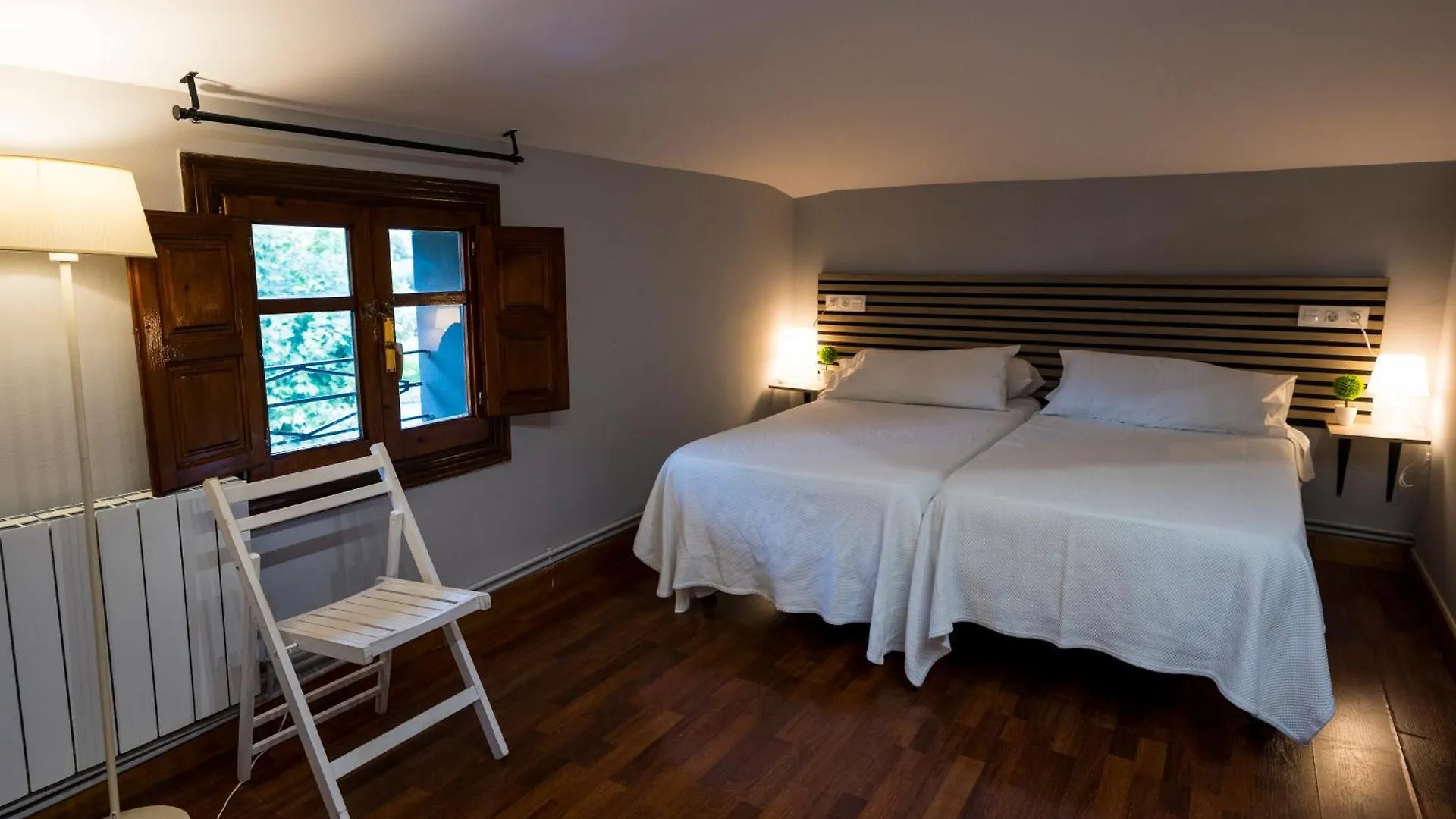 Guest house Paratene Ostatu Habitaciones Erandio