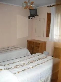 Paratene Ostatu Habitaciones Erandio Guest house